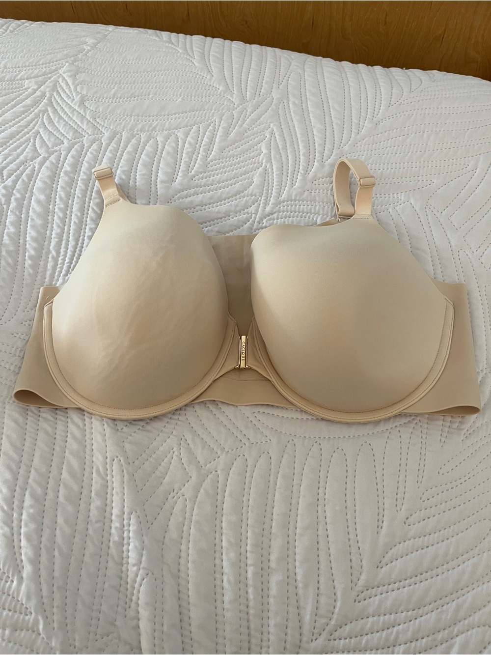 Everyday Smooth T-Shirt Bra - Nude front closure